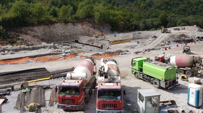 MIE anulon 27 kontrata per 80 hidrocentrale: U evidentuan shkelje te renda